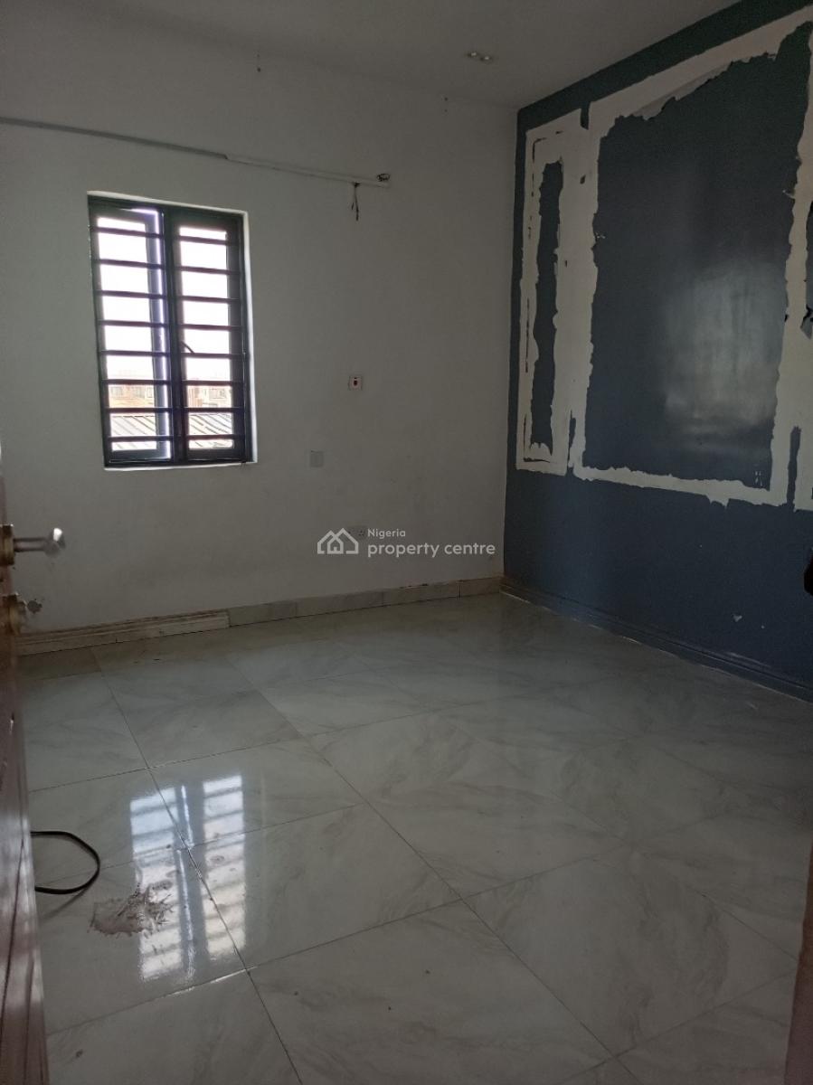 Big Penthouse 3bedroom Apartment, Serene Area, Ologolo, Lekki, Lagos, Flat / Apartment for Rent