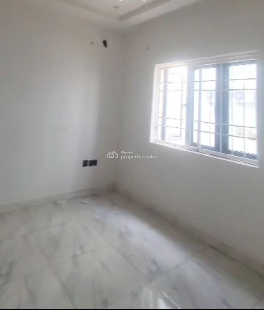 Massive Luxury 3 Bedrooms Flat with Bq in an Estate on Tarred Road., Garki, Abuja, Flat / Apartment for Rent