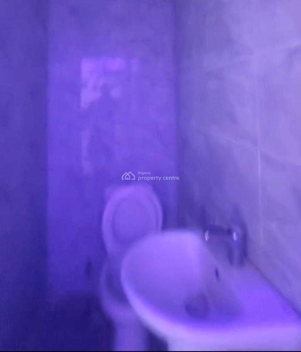 Massive Luxury 3 Bedrooms Flat with Bq in an Estate on Tarred Road., Garki, Abuja, Flat / Apartment for Rent