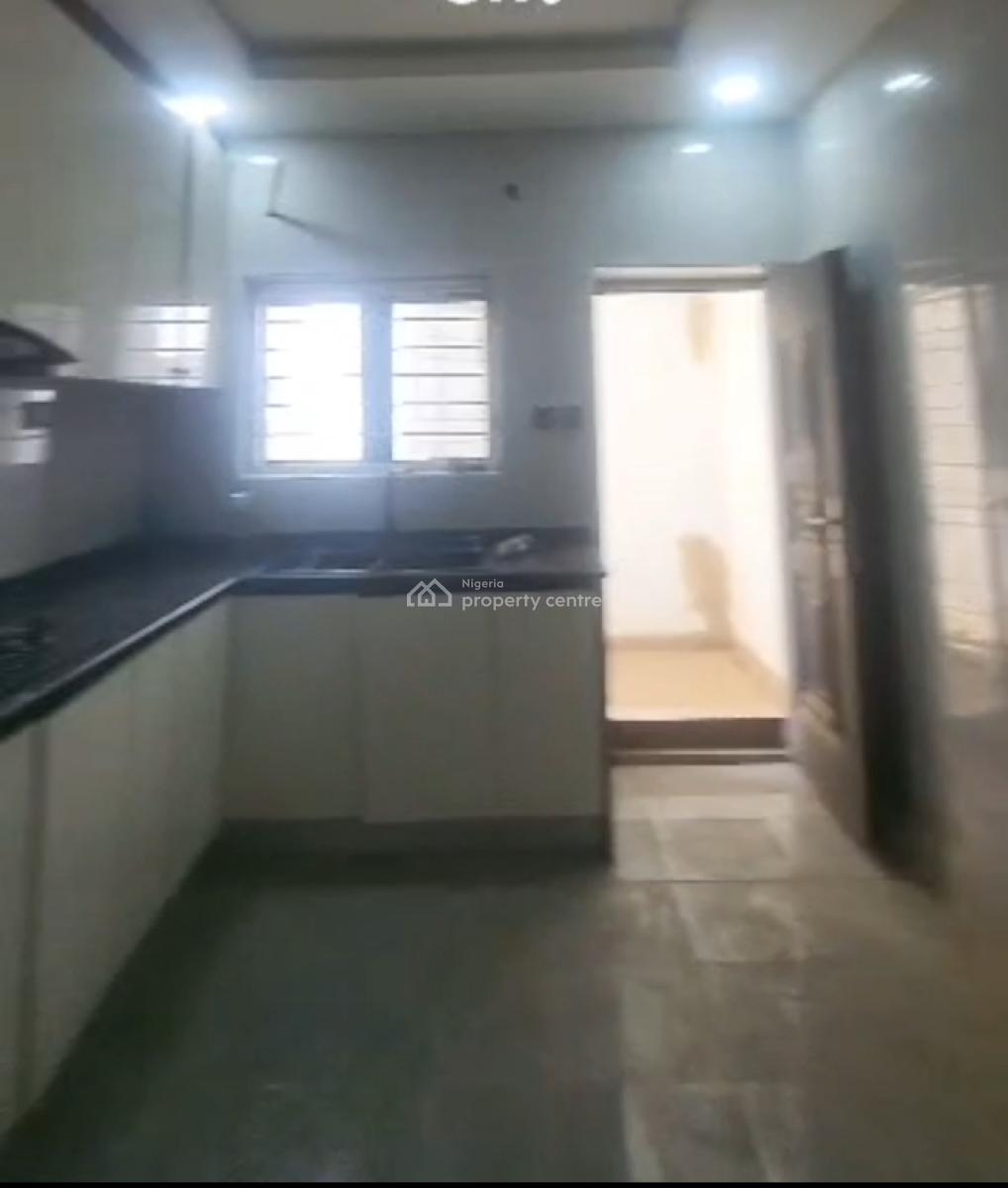 Massive Luxury 3 Bedrooms Flat with Bq in an Estate on Tarred Road., Garki, Abuja, Flat / Apartment for Rent