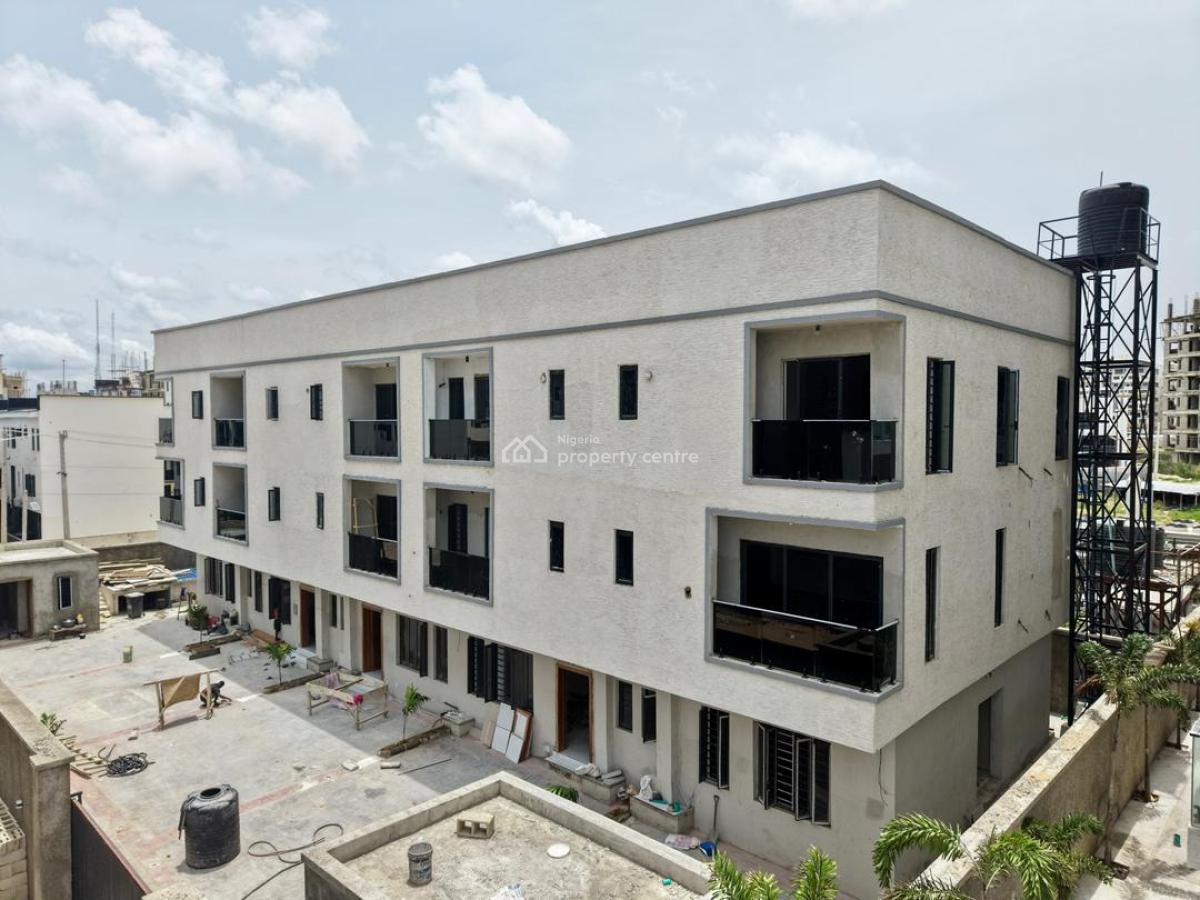 Contemporary 4 Bedroom Terraced Duplex with Bq, Lekki Phase 1, Lekki, Lagos, Semi-detached Duplex for Sale