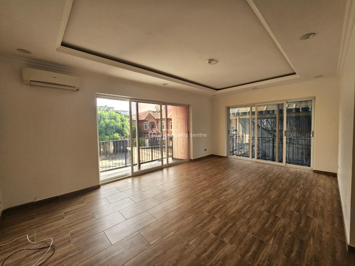 4bedroom Terrace Duplex with Bq, Swimming Pool,gym,24hrs Power,etc, Banana Island, Ikoyi, Lagos, Terraced Duplex for Rent