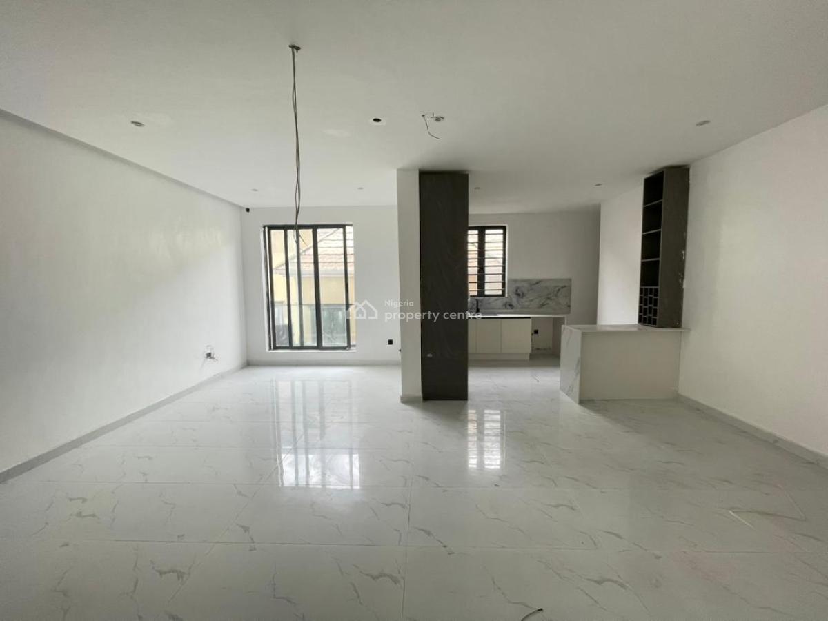 Newly Built 2 Bedroom Apartment, Lekki Phase 1, Lekki, Lagos, Block of Flats for Sale