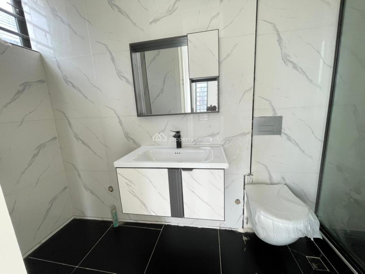 Newly Built 2 Bedroom Apartment, Lekki Phase 1, Lekki, Lagos, Block of Flats for Sale