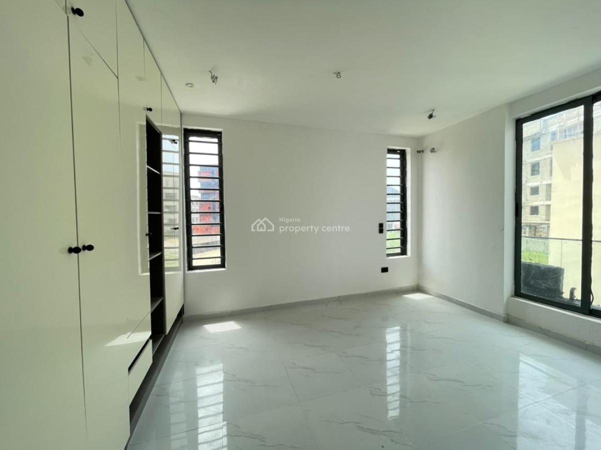 Newly Built 2 Bedroom Apartment, Lekki Phase 1, Lekki, Lagos, Block of Flats for Sale