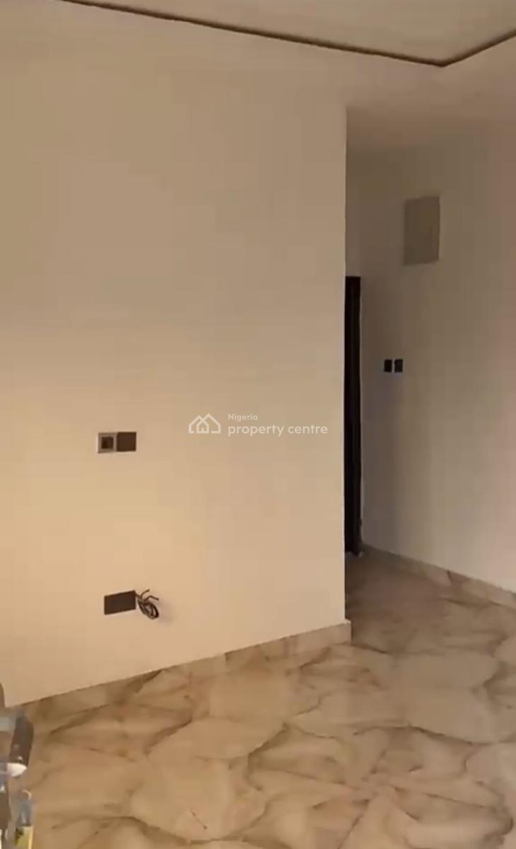 Standard Mini Flat at Victory Villa Estate Abijo { Video}, Victory Villa Estate Abijo Gra, Ajah, Lagos, Mini Flat (room and Parlour) for Rent