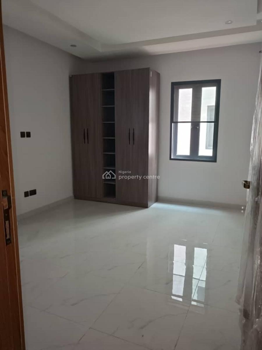 New Luxury 3bedroom with Bq 24hours Light Gym Secured Estate, Ikate Elegushi, Lekki, Lagos, Flat / Apartment for Sale