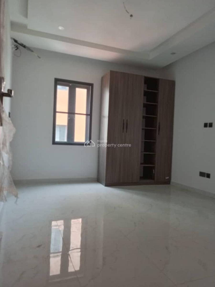 New Luxury 3bedroom with Bq 24hours Light Gym Secured Estate, Ikate Elegushi, Lekki, Lagos, Flat / Apartment for Sale