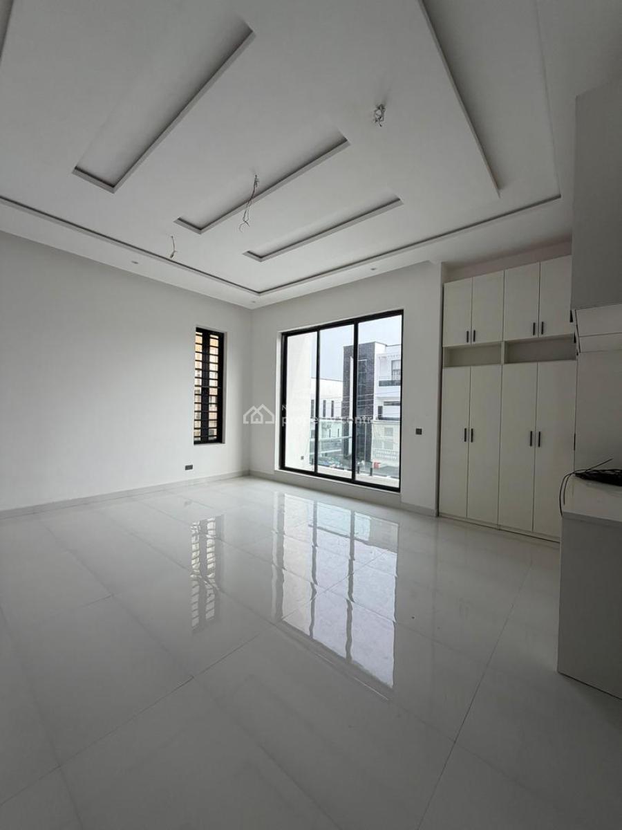 Luxurious 5 Bedroom Fully Detached, Ikota, Lekki, Lagos, Detached Duplex for Sale