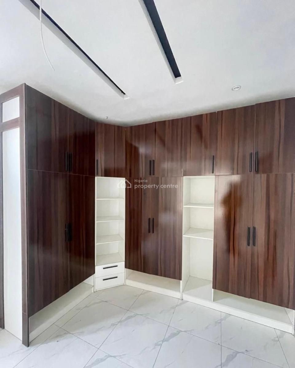 Well Maintained 5-bedroom Semi-detached Duplex with Bq, Ikate, Lekki, Lagos, Semi-detached Duplex for Rent