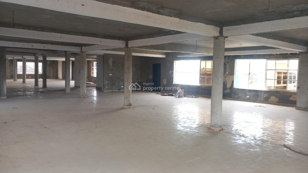 Commercial Spaces Available --- Expressway Facing  Near Vgc, Lekki, Lagos, Plaza / Complex / Mall for Rent