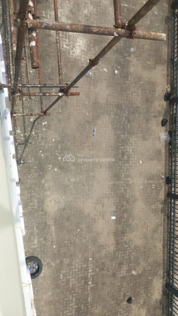 Commercial Spaces Available --- Expressway Facing  Near Vgc, Lekki, Lagos, Plaza / Complex / Mall for Rent