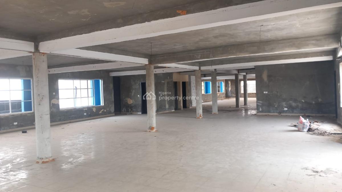 Commercial Spaces Available --- Expressway Facing  Near Vgc, Lekki, Lagos, Plaza / Complex / Mall for Rent