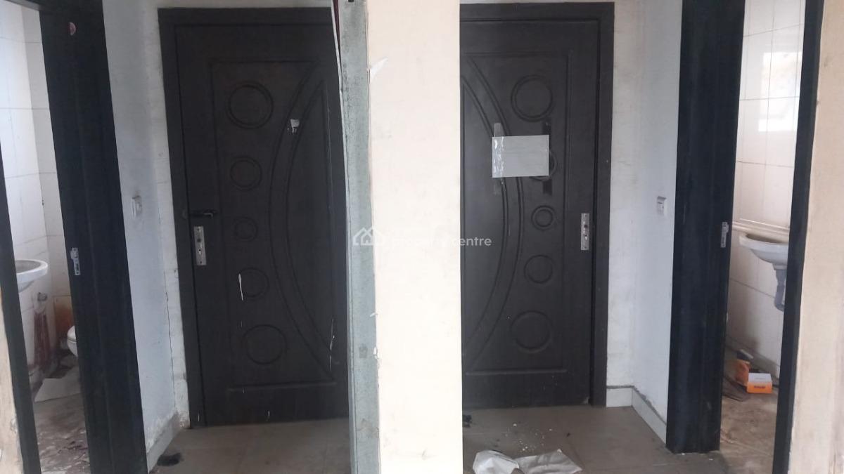 Commercial Spaces Available --- Expressway Facing  Near Vgc, Lekki, Lagos, Plaza / Complex / Mall for Rent