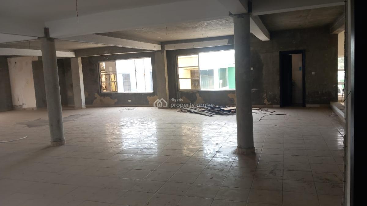 Commercial Spaces Available --- Expressway Facing  Near Vgc, Lekki, Lagos, Plaza / Complex / Mall for Rent