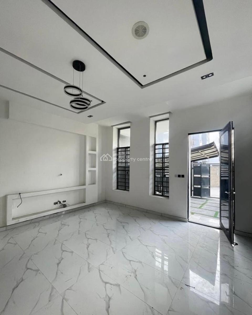 𝐌𝐀𝐈𝐍𝐓𝐀𝐈𝐍𝐄𝐃 5 𝐁𝐄𝐃𝐑𝐎𝐎𝐌 𝐒𝐄𝐌𝐈 𝐃𝐄𝐓𝐀𝐂𝐇𝐄𝐃, Ikate, Lekki, Ikate, Lekki, Lagos, Semi-detached Duplex for Rent