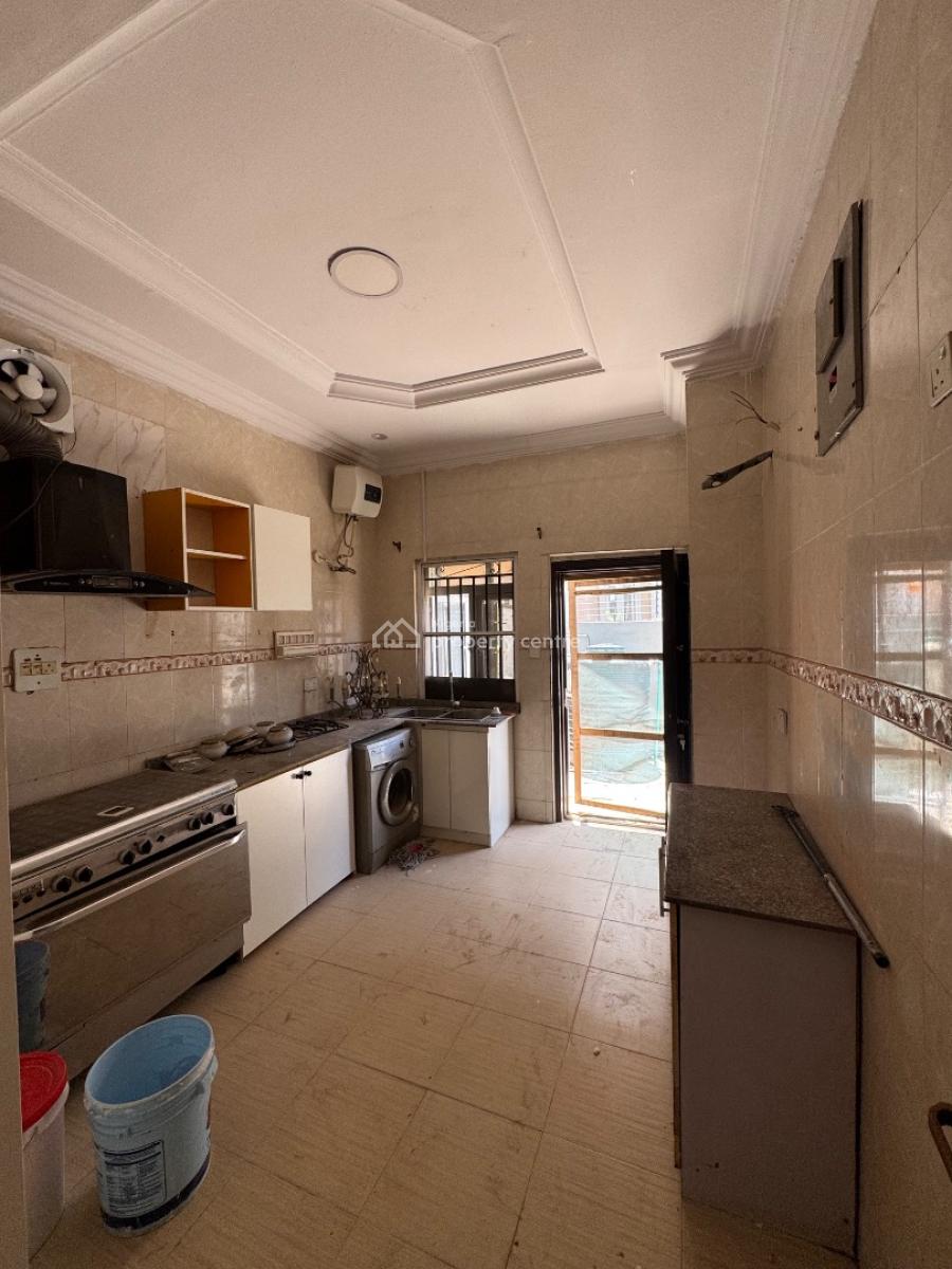 𝐌𝐀𝐈𝐍𝐓𝐀𝐈𝐍𝐄𝐃 5 𝐁𝐄𝐃𝐑𝐎𝐎𝐌 𝐃𝐄𝐓𝐀𝐂𝐇𝐄𝐃 𝐃𝐔𝐏𝐋𝐄𝐗, Idado, Lekki, Idado, Lekki, Lagos, Detached Duplex for Rent