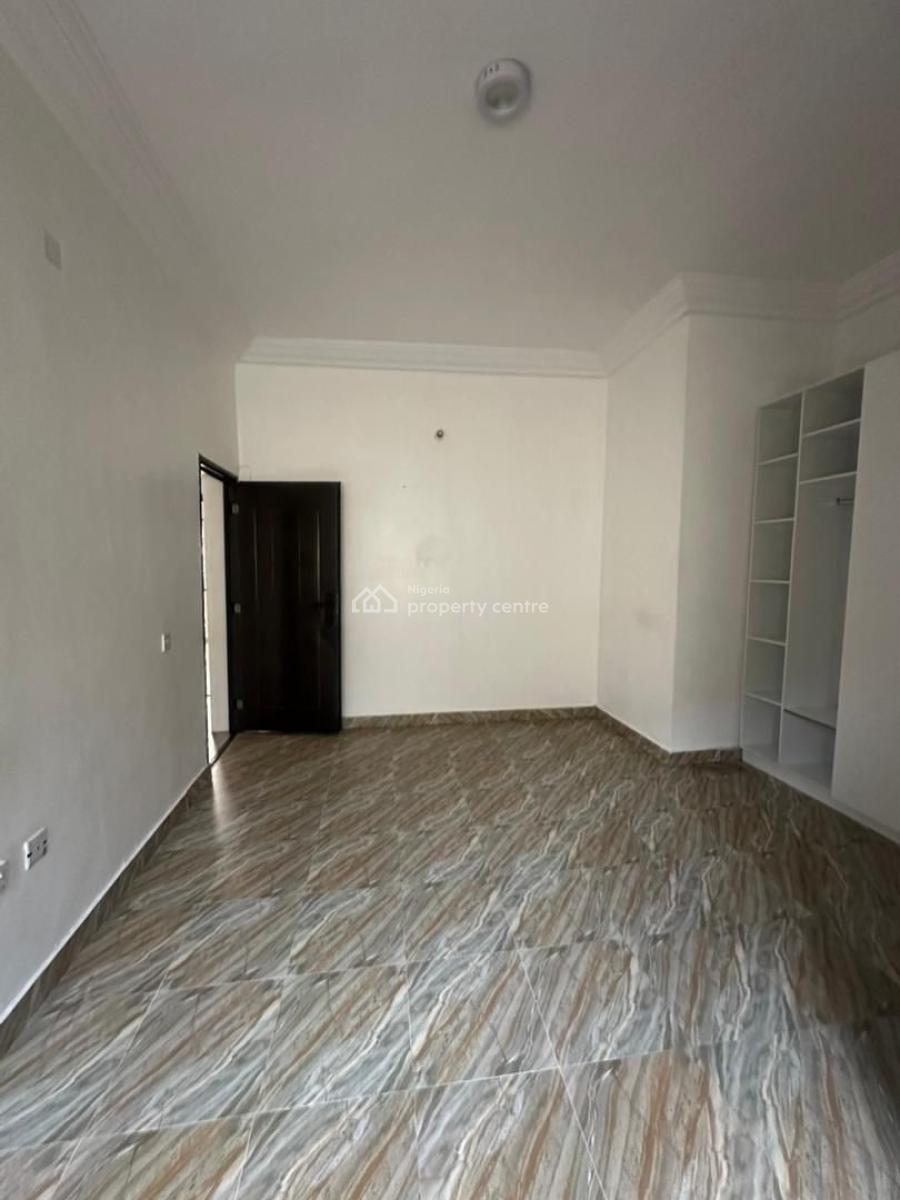 Well Maintained 3-bedroom Apartment, Lekki Phase 1, Lekki, Lagos, Flat / Apartment for Rent