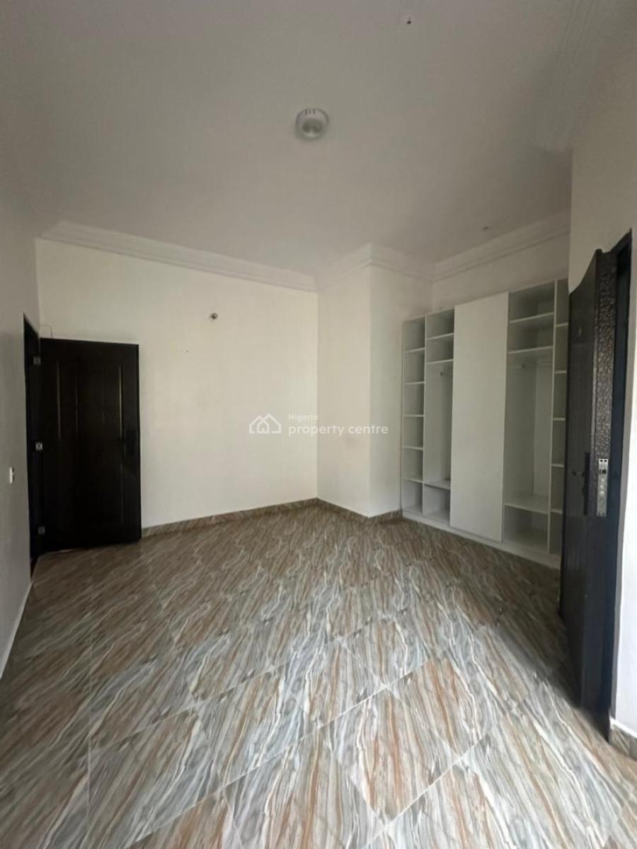 Well Maintained 3-bedroom Apartment, Lekki Phase 1, Lekki, Lagos, Flat / Apartment for Rent
