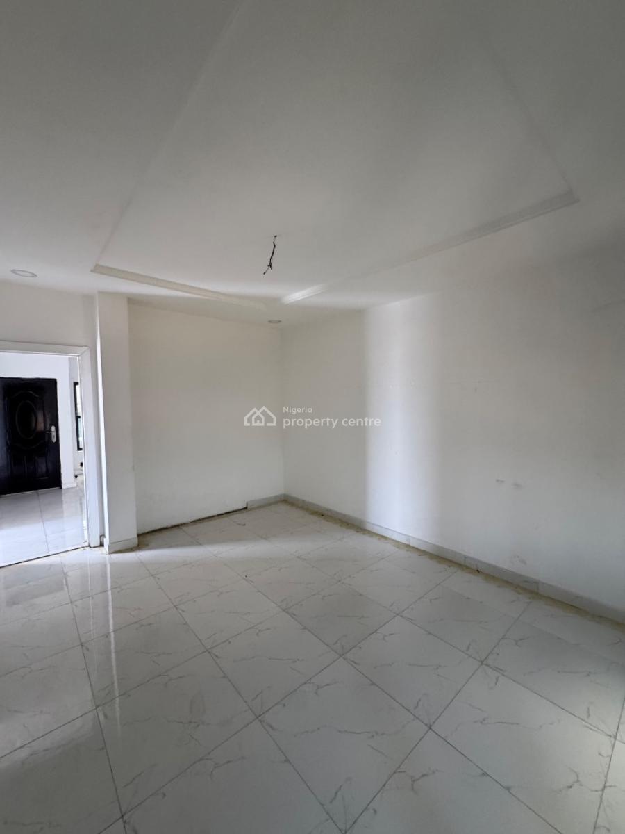 𝐌𝐀𝐈𝐍𝐓𝐀𝐈𝐍𝐄𝐃 2 𝐁𝐄𝐃𝐑𝐎𝐎𝐌 𝐀𝐏𝐀𝐑𝐓𝐌𝐄𝐍𝐓, Ikate, Lekki, Lagos, Flat / Apartment for Rent