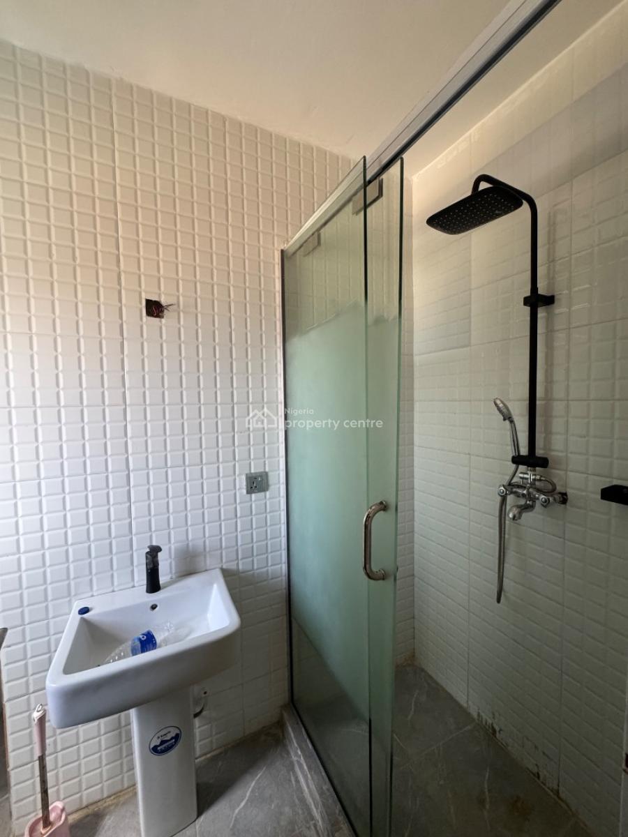 𝐌𝐀𝐈𝐍𝐓𝐀𝐈𝐍𝐄𝐃 2 𝐁𝐄𝐃𝐑𝐎𝐎𝐌 𝐀𝐏𝐀𝐑𝐓𝐌𝐄𝐍𝐓, Ikate, Lekki, Lagos, Flat / Apartment for Rent