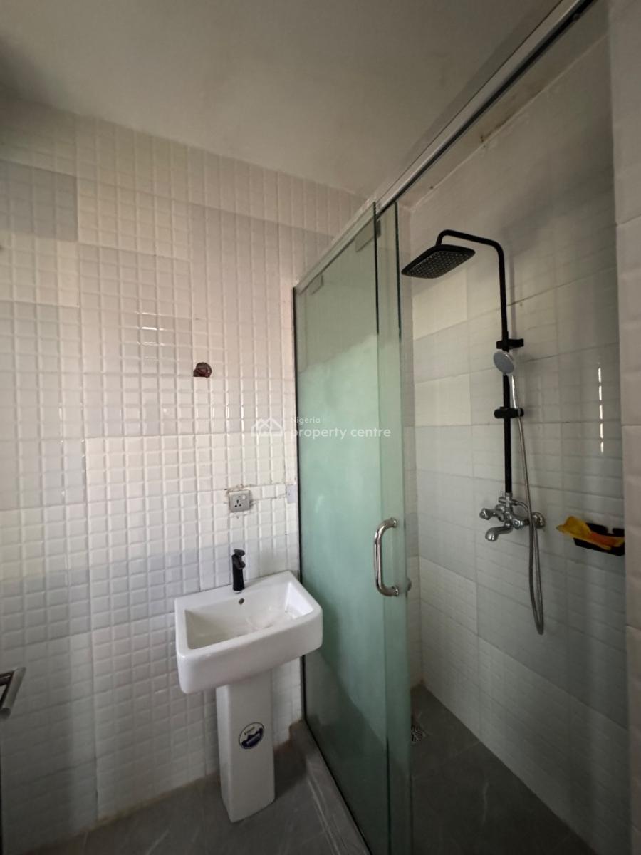 𝐌𝐀𝐈𝐍𝐓𝐀𝐈𝐍𝐄𝐃 2 𝐁𝐄𝐃𝐑𝐎𝐎𝐌 𝐀𝐏𝐀𝐑𝐓𝐌𝐄𝐍𝐓, Ikate, Lekki, Lagos, Flat / Apartment for Rent