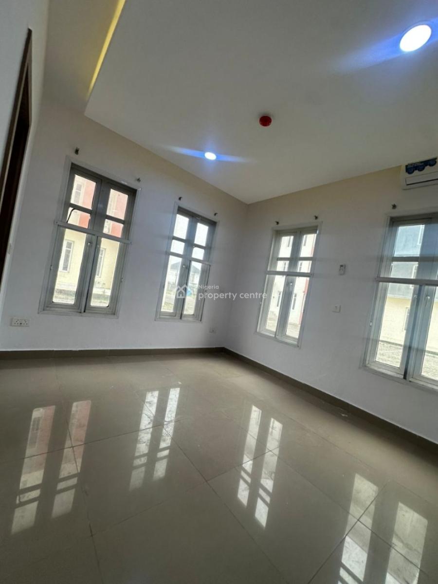Spacious 1 Bedroom Apartment, Royal Pine Estate, Lekki, Lagos, Mini Flat (room and Parlour) for Rent