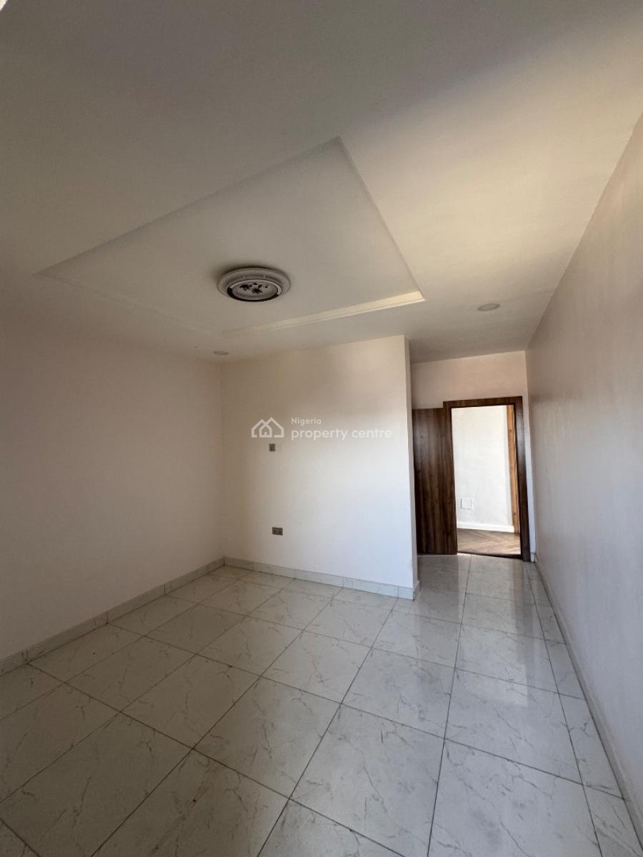 𝐖𝐄𝐋𝐋 𝐌𝐀𝐈𝐍𝐓𝐀𝐈𝐍𝐄𝐃 2 𝐁𝐄𝐃𝐑𝐎𝐎𝐌 𝐀𝐏𝐀𝐑𝐓𝐌𝐄𝐍𝐓, Ikate, Lekki, Lagos, Flat / Apartment for Rent
