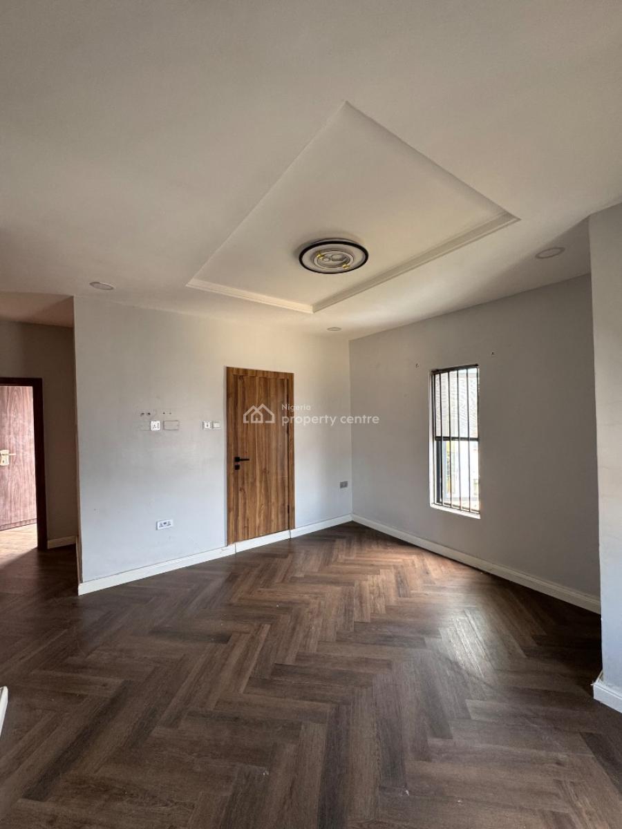 𝐖𝐄𝐋𝐋 𝐌𝐀𝐈𝐍𝐓𝐀𝐈𝐍𝐄𝐃 2 𝐁𝐄𝐃𝐑𝐎𝐎𝐌 𝐀𝐏𝐀𝐑𝐓𝐌𝐄𝐍𝐓, Ikate, Lekki, Lagos, Flat / Apartment for Rent