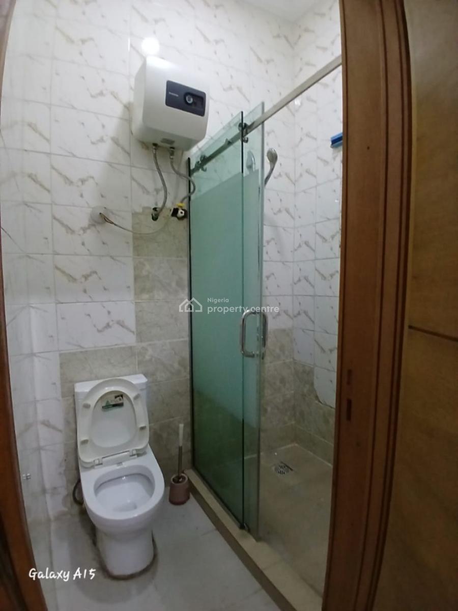 Luxury 1 Bedroom Apartment with Fitted Kitchen, Bera Estate. Chevron, Lekki Phase 1, Lekki, Lagos, Mini Flat (room and Parlour) for Rent