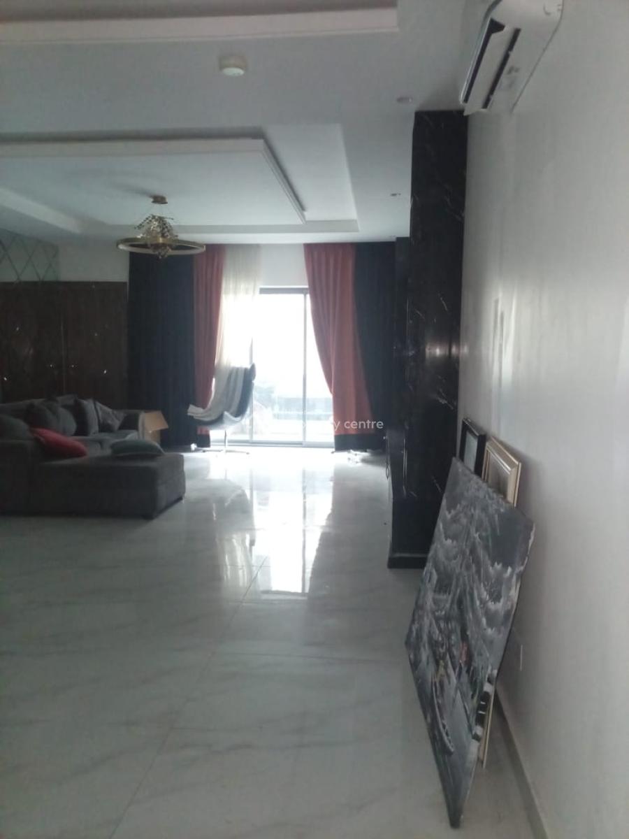 Well Maintained and Secure 3 Bedroom Apartment, Off Freedom Way, Lekki, Lagos, Flat / Apartment for Rent