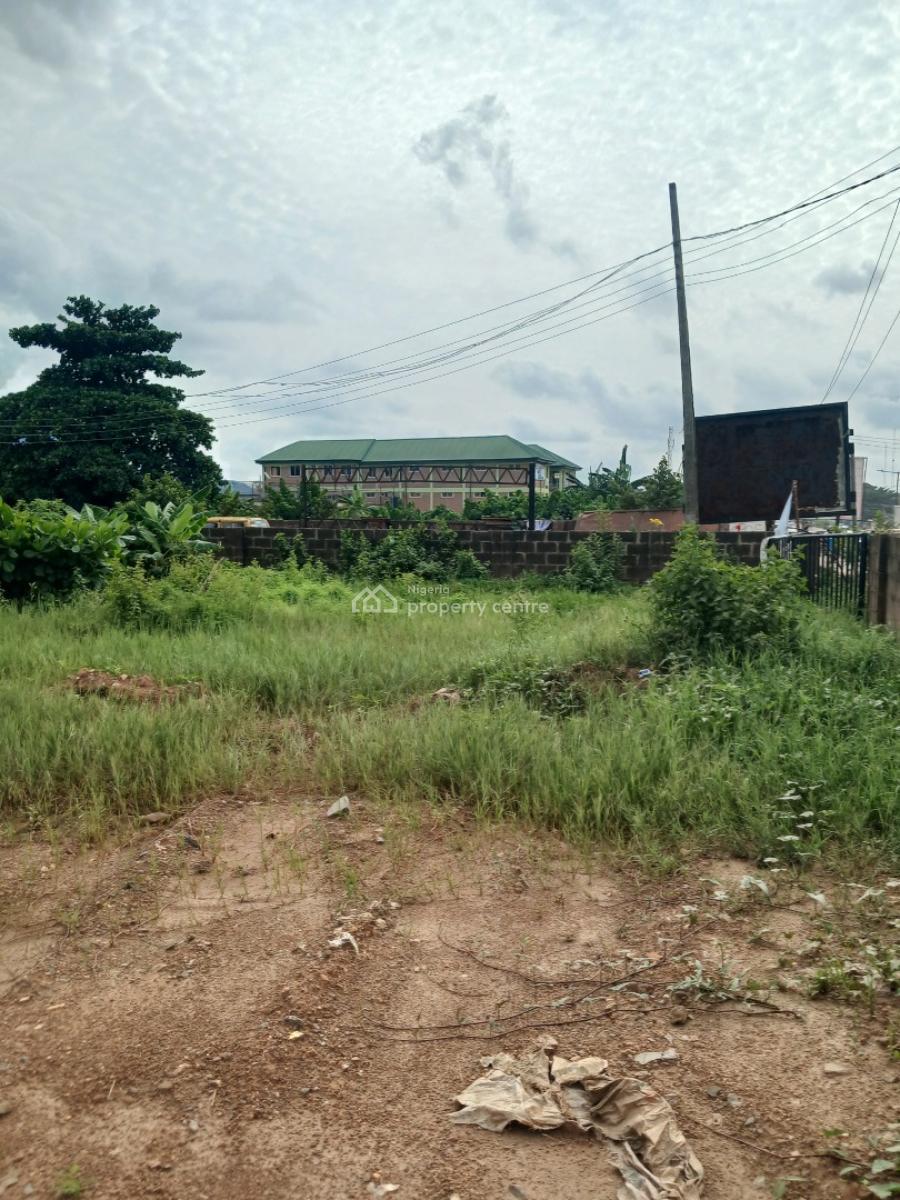 Land Measuring About 3000sm, Monatan- Iyana Church Road, Ibadan, Oyo, Commercial Land for Rent