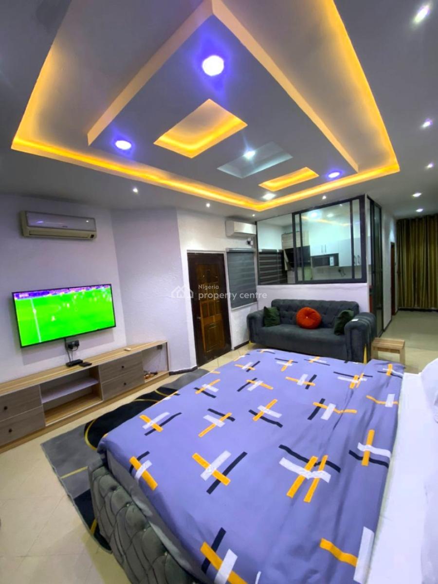 Beautifully Furnished and Serviced Luxury Studio Apartment, Magodo Phase 2 Shangisha, Gra Phase 2, Magodo, Lagos, Self Contain (single Rooms) Short Let