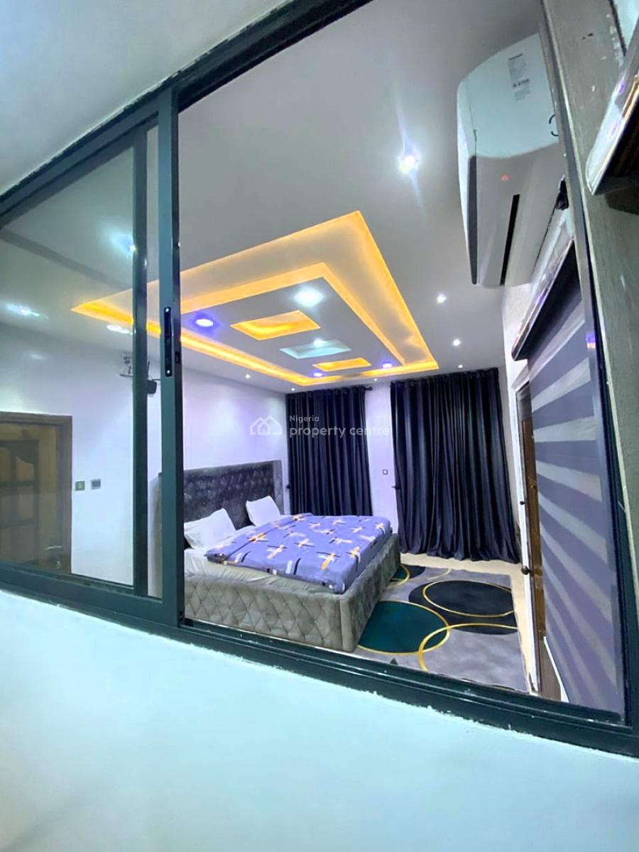 Beautifully Furnished and Serviced Luxury Studio Apartment, Magodo Phase 2 Shangisha, Gra Phase 2, Magodo, Lagos, Self Contain (single Rooms) Short Let