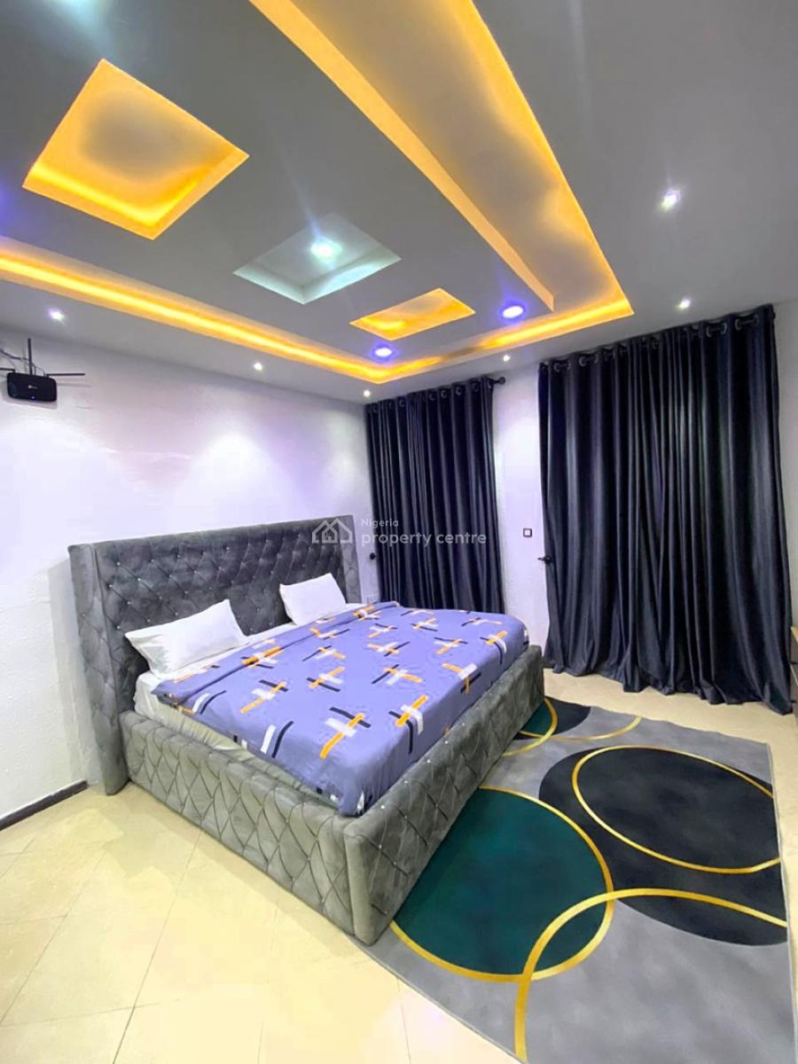 Beautifully Furnished and Serviced Luxury Studio Apartment, Magodo Phase 2 Shangisha, Gra Phase 2, Magodo, Lagos, Self Contain (single Rooms) Short Let