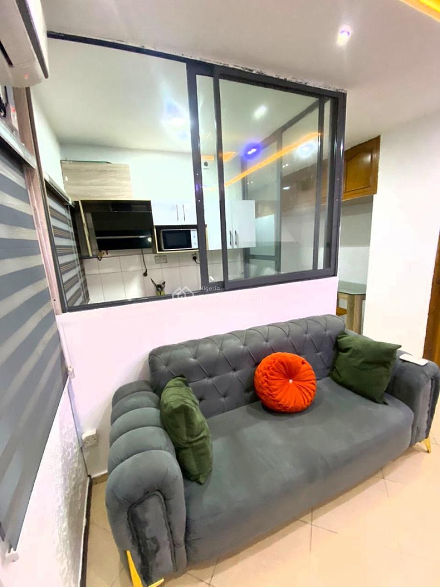 Beautifully Furnished and Serviced Luxury Studio Apartment, Magodo Phase 2 Shangisha, Gra Phase 2, Magodo, Lagos, Self Contain (single Rooms) Short Let