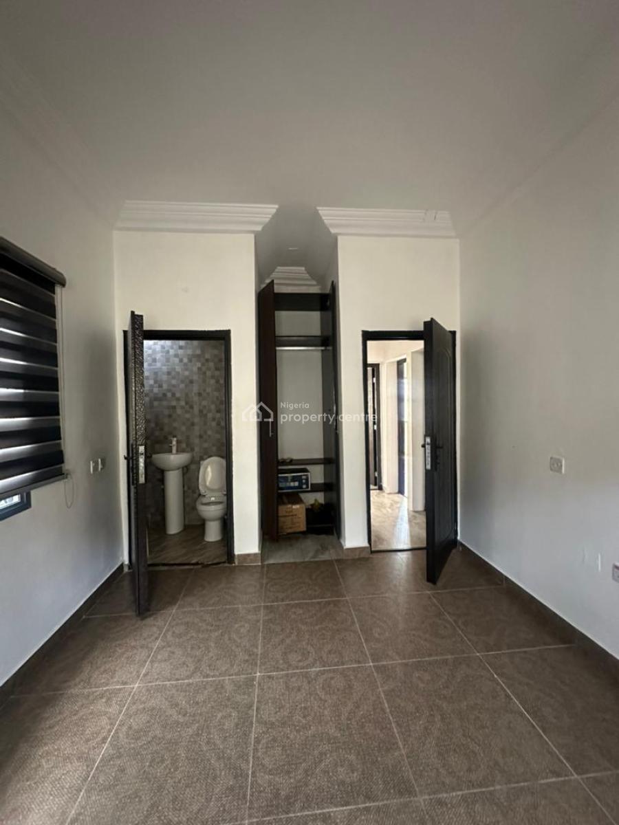 𝐌𝐀𝐈𝐍𝐓𝐀𝐈𝐍𝐄𝐃 3 𝐁𝐄𝐃𝐑𝐎𝐎𝐌 𝐀𝐏𝐀𝐑𝐓𝐌𝐄𝐍𝐓, Lekki Phase 1, Lekki, Lagos, Flat / Apartment for Rent