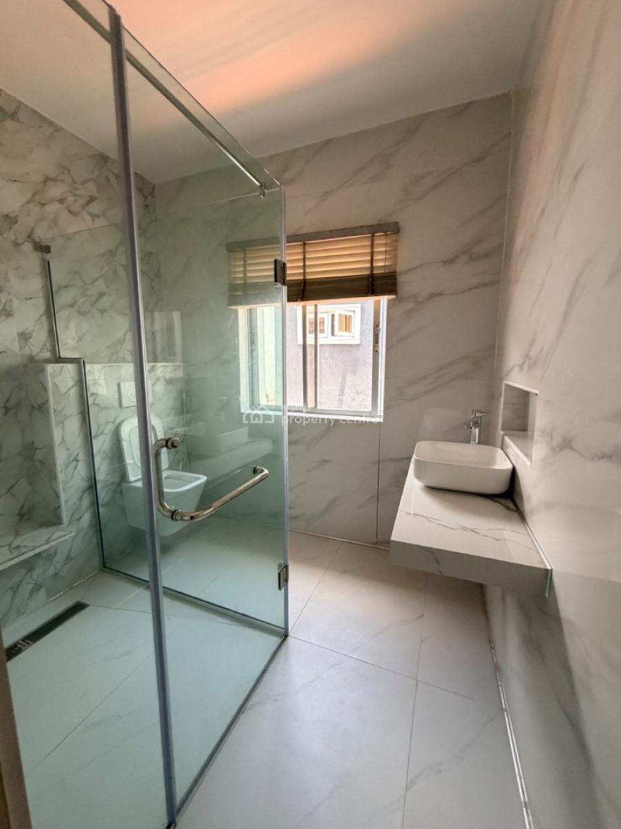 Most Spaciously Built Distress 5 Bedroom Fully Detached with Mini Flat, Maryland, Lagos, Detached Duplex for Sale