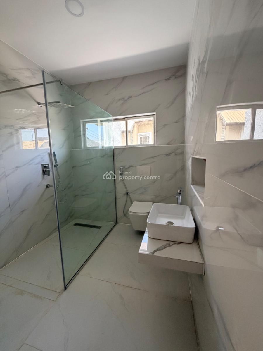 Most Spaciously Built Distress 5 Bedroom Fully Detached with Mini Flat, Maryland, Lagos, Detached Duplex for Sale