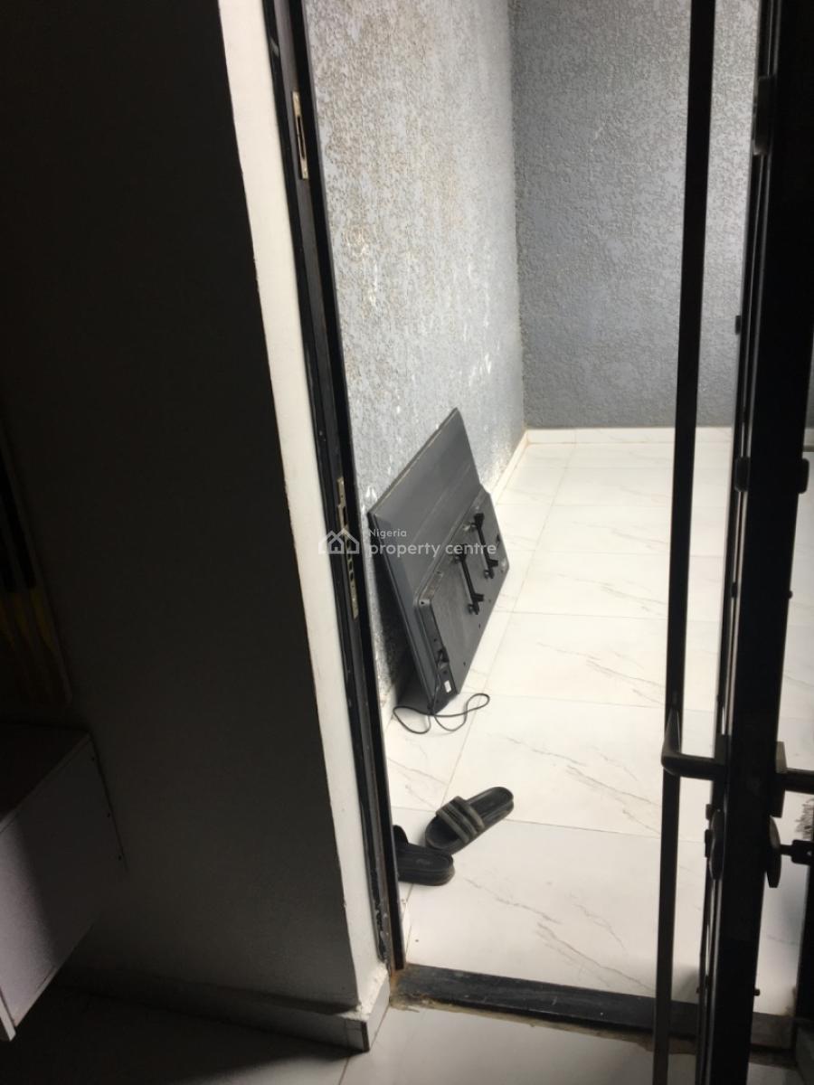 Spacious Furnished Studio Apartment, Westend Estate, Ikota, Lekki, Lagos, Self Contain (single Rooms) for Rent