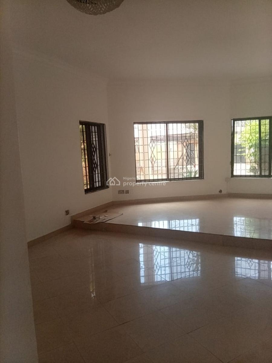 4 Bedroom Duplex with a Service Quater, Lekki Phase 1, Lekki, Lagos, Office Space for Rent