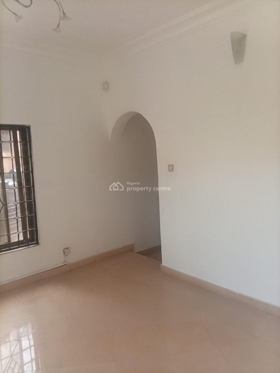 4 Bedroom Duplex with a Service Quater, Lekki Phase 1, Lekki, Lagos, Office Space for Rent