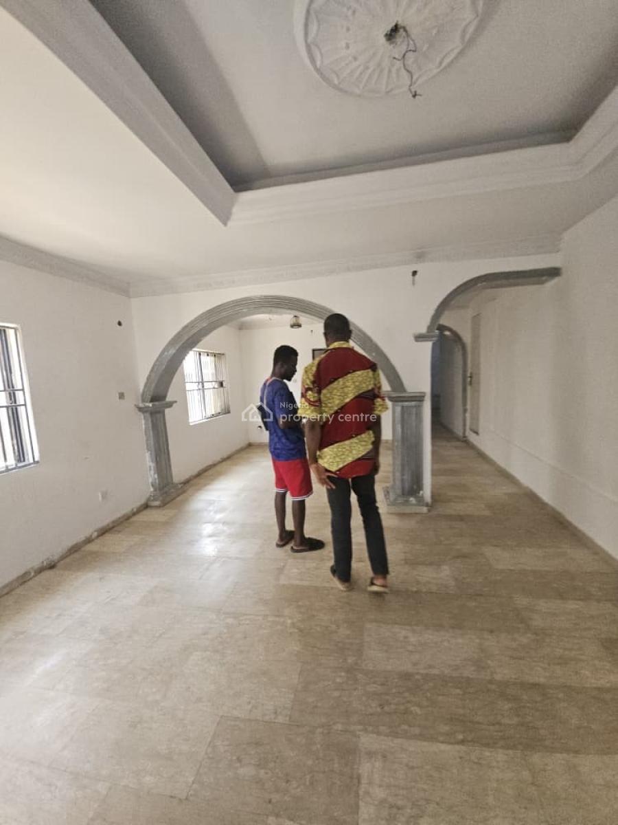 2 Bedroom Apartment in a Secured Estate, Omole Phase 2, Ikeja, Lagos, Flat / Apartment for Rent