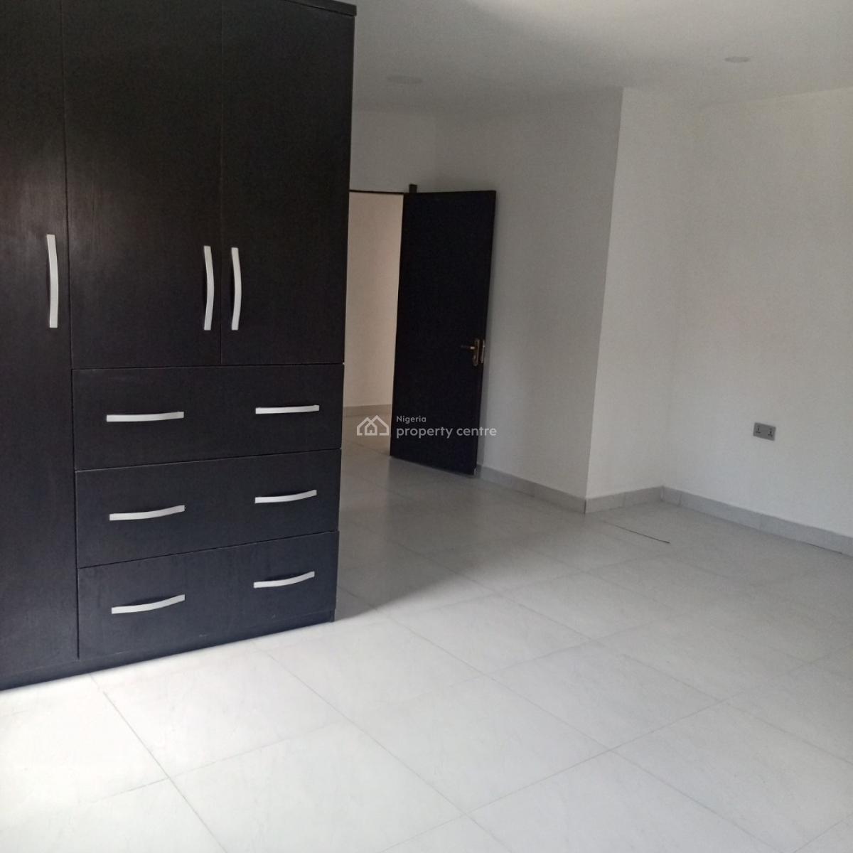 Spacious and Standard 3bedroom Apartment, Marshy Hill Estate Ado Road, Ado, Ajah, Lagos, Flat / Apartment for Rent