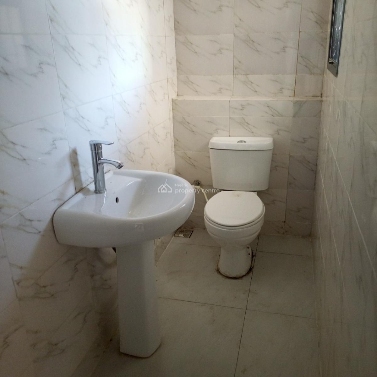 Spacious and Standard 3bedroom Apartment, Marshy Hill Estate Ado Road, Ado, Ajah, Lagos, Flat / Apartment for Rent