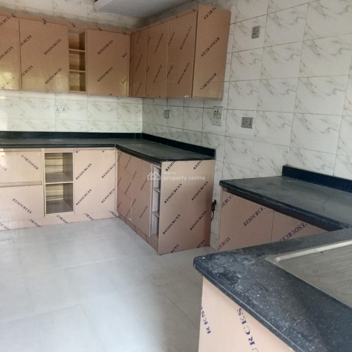 Spacious and Standard 3bedroom Apartment, Marshy Hill Estate Ado Road, Ado, Ajah, Lagos, Flat / Apartment for Rent