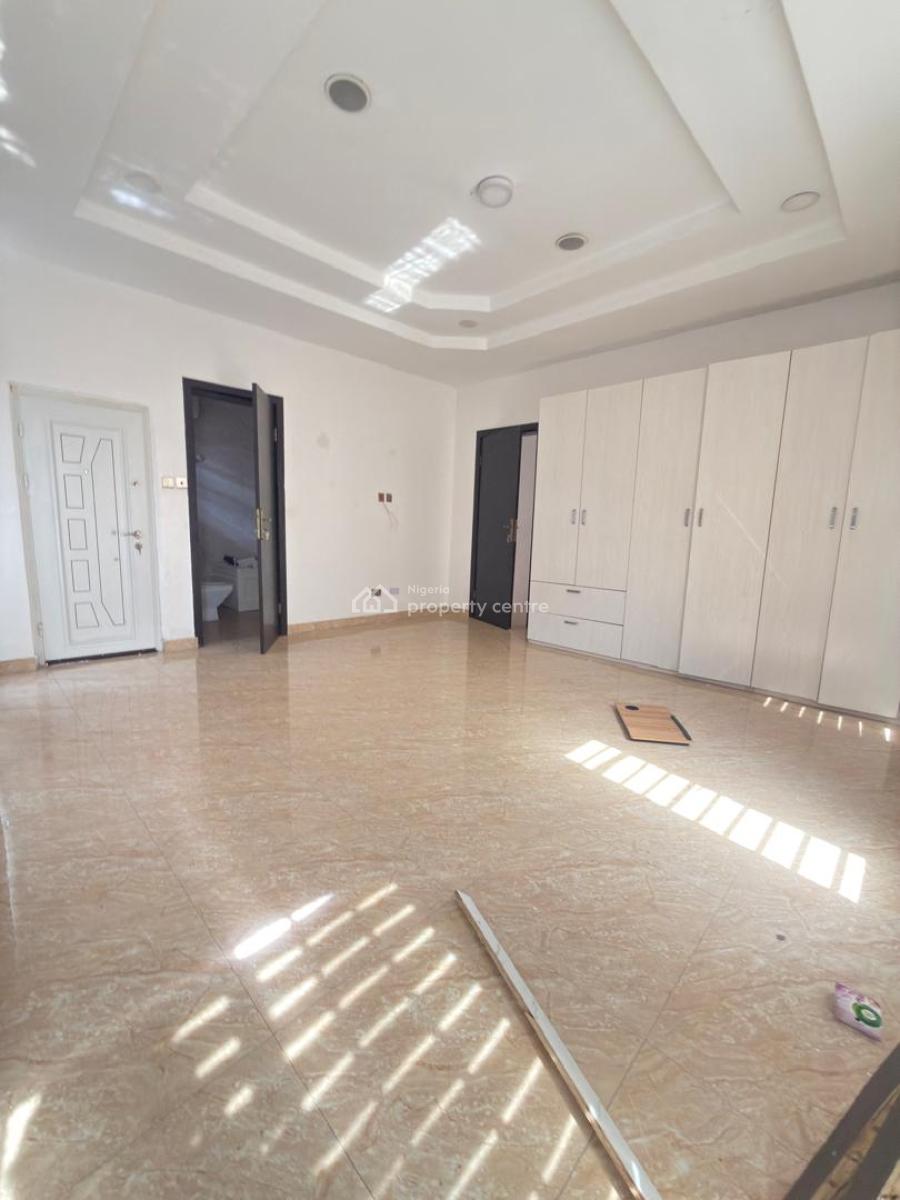 Spacious 4-bedroom Semi-detached Duplex, Chevron, Lekki, Lagos, House for Sale