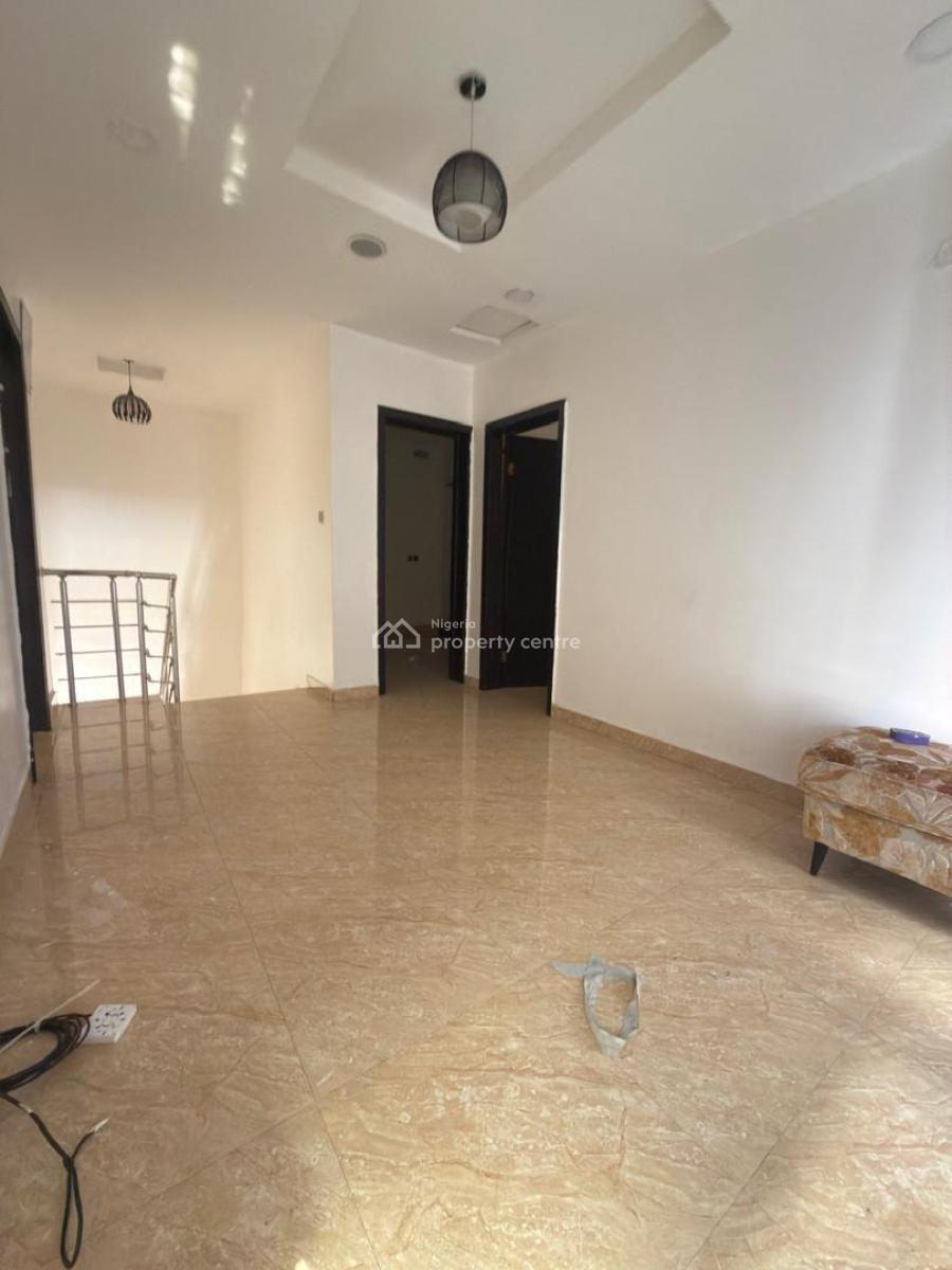Spacious 4-bedroom Semi-detached Duplex, Chevron, Lekki, Lagos, House for Sale
