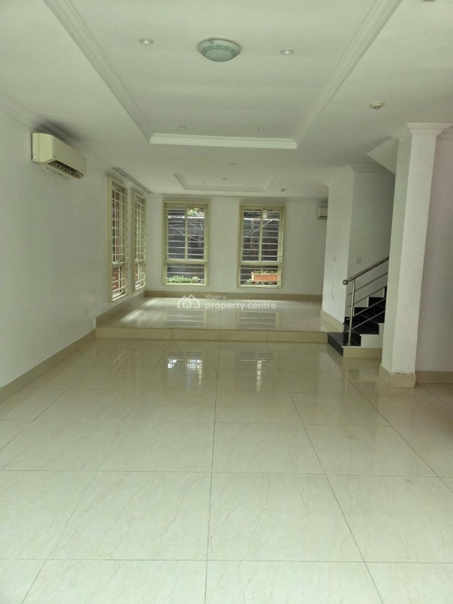 a Serviced 3 Bedroom  Apartment  with a Room Bq, Old Ikoyi, Ikoyi, Lagos, Flat / Apartment for Rent