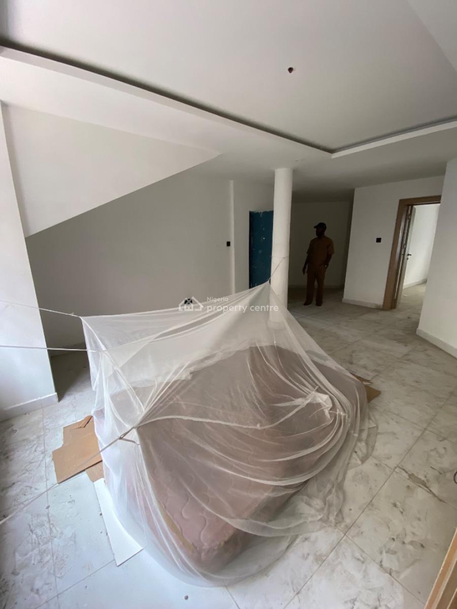 Luxuriously Built 2-bedroom Apartment in a Prime Estate, Ikota, Lekki, Lagos, Flat / Apartment for Rent